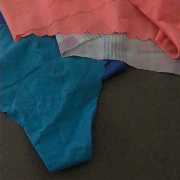 New Victoria Secret Underwear 4 Pair Bundle - Picture 3 of 4